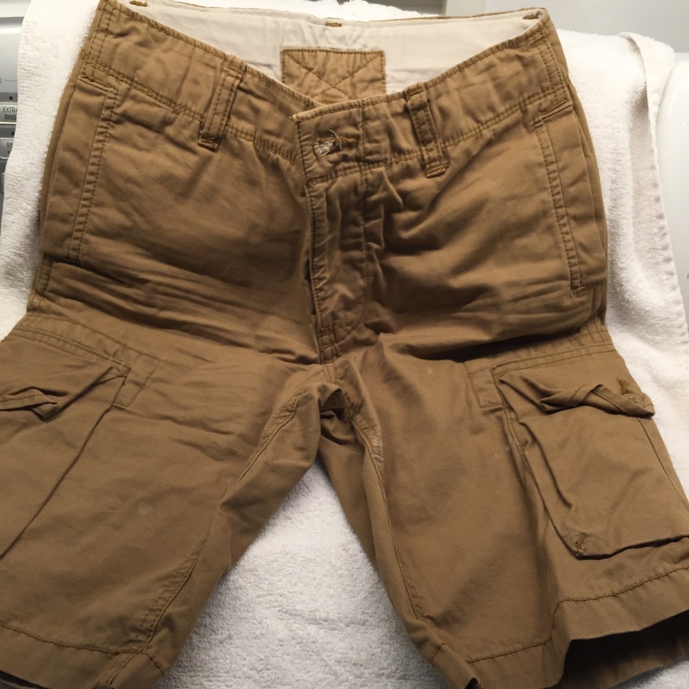 Boys Gap Khaki Cargo shorts - Size 14